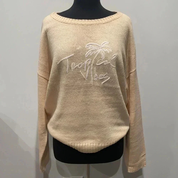 🎉HOST PICK 🎉Tropical 🏝 Vibes | Sweater - Picture 2 of 8